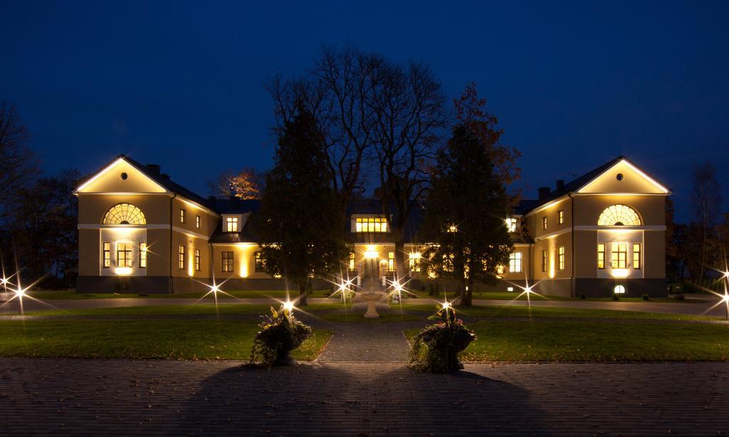 Hotel Skrunda Manor Esterno foto