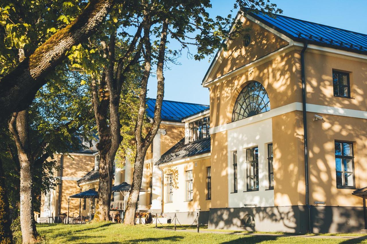 Hotel Skrunda Manor Esterno foto