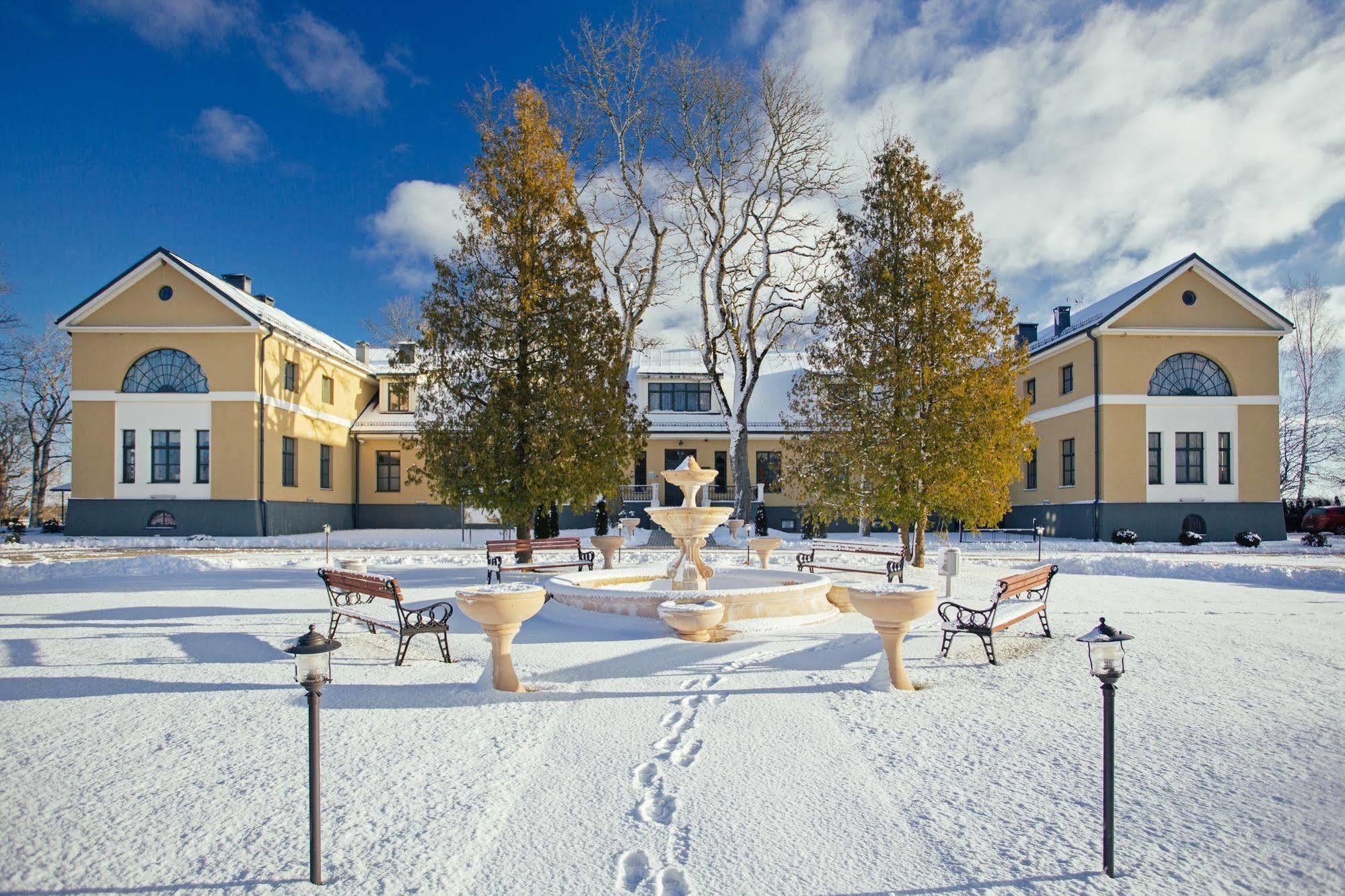 Hotel Skrunda Manor Esterno foto